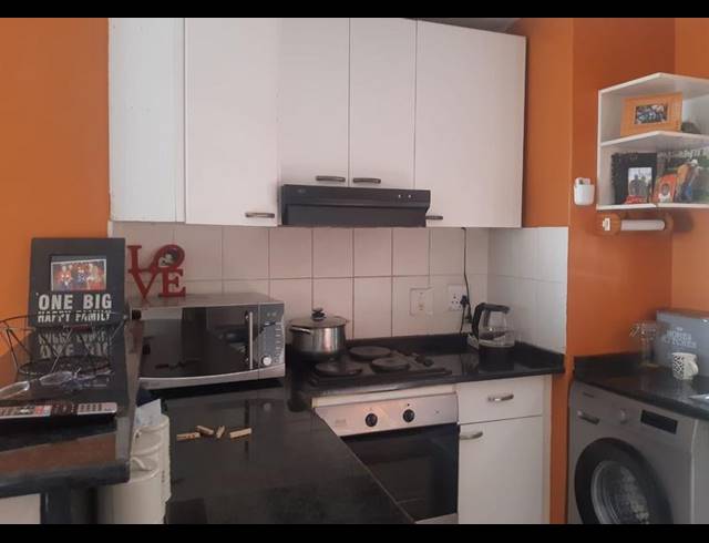 2 BEDROOM APARTMENT FOR SALE IN SYDENHAM